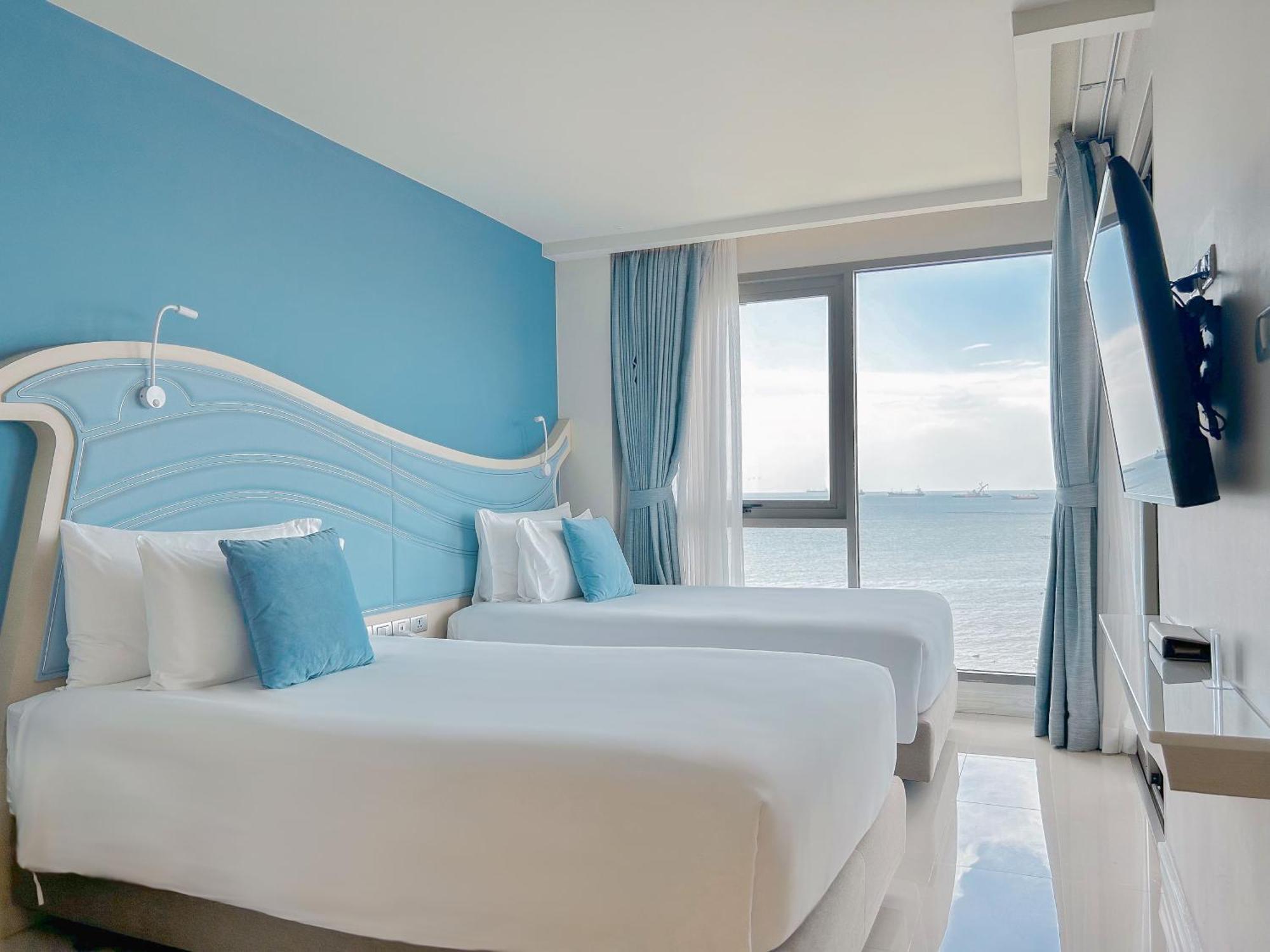 Centara Sonrisa Residences & Suites Sriracha Си Рача Екстериор снимка