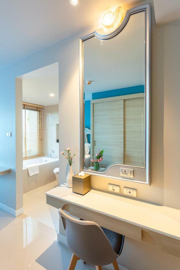Centara Sonrisa Residences & Suites Sriracha Си Рача Екстериор снимка