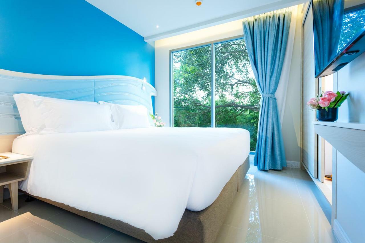 Centara Sonrisa Residences & Suites Sriracha Си Рача Екстериор снимка